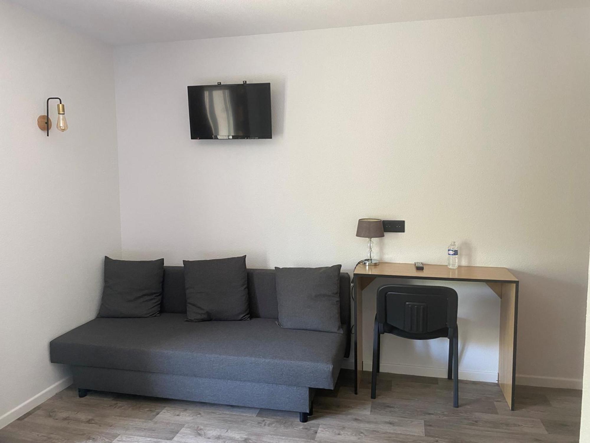 Logis Les Charmilles Chalon-Sur-Saone Sud Lux Exterior foto