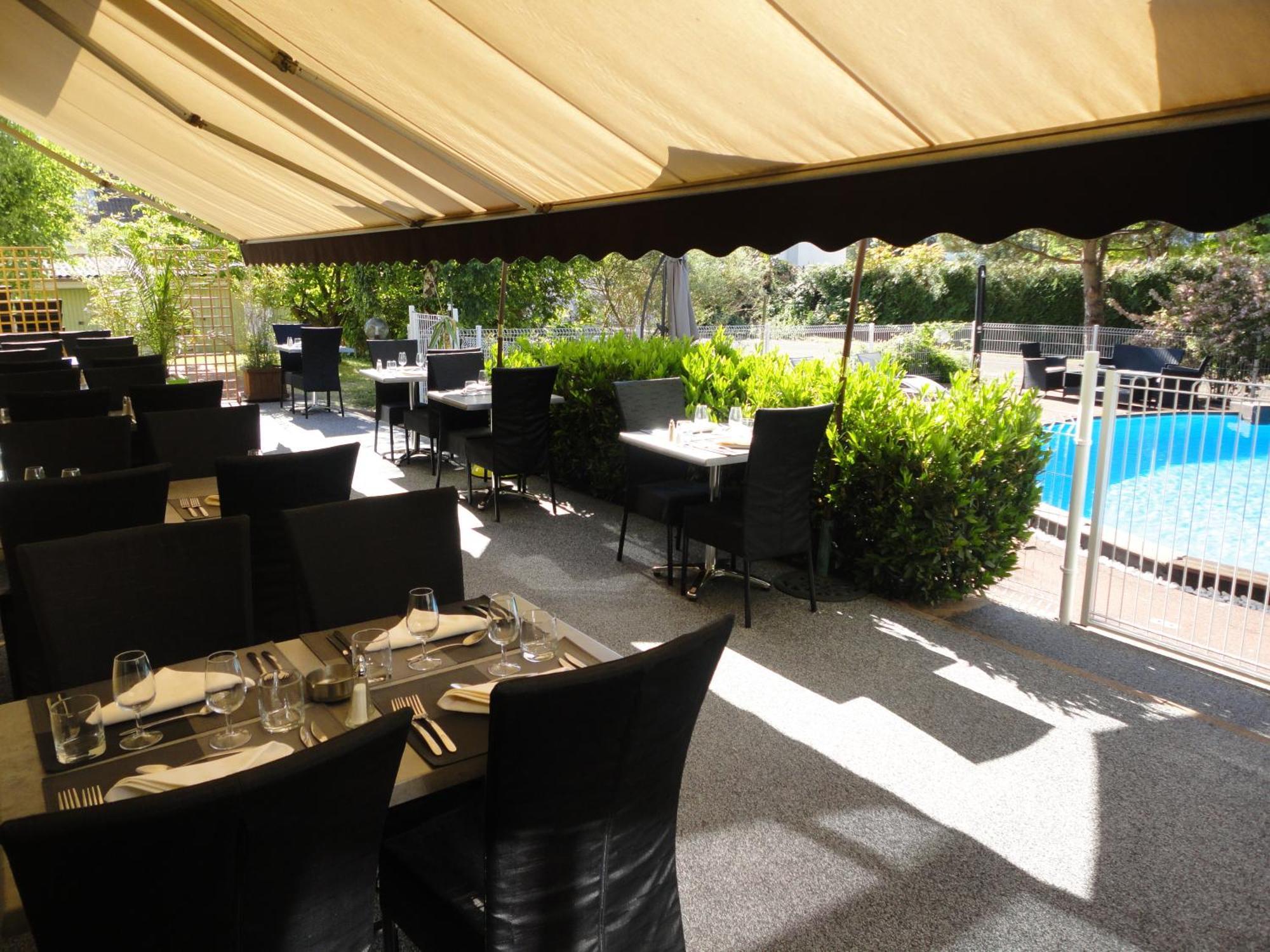Logis Les Charmilles Chalon-Sur-Saone Sud Lux Exterior foto